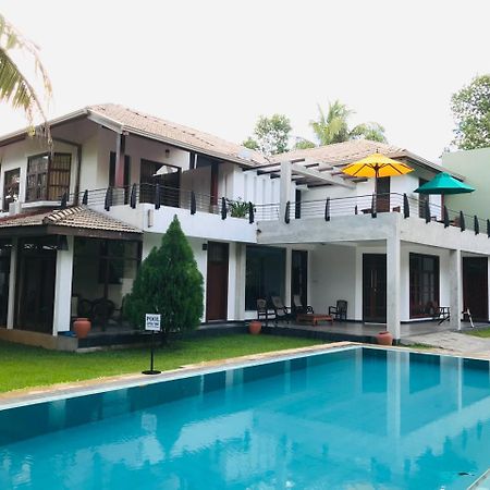 Siluni'S Villa 아누라다푸라 외부 사진