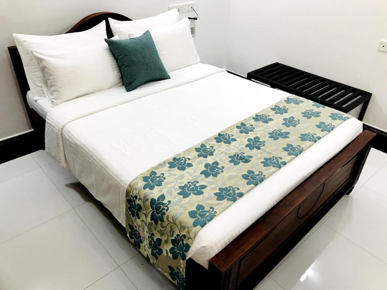 Siluni'S Villa 아누라다푸라 외부 사진
